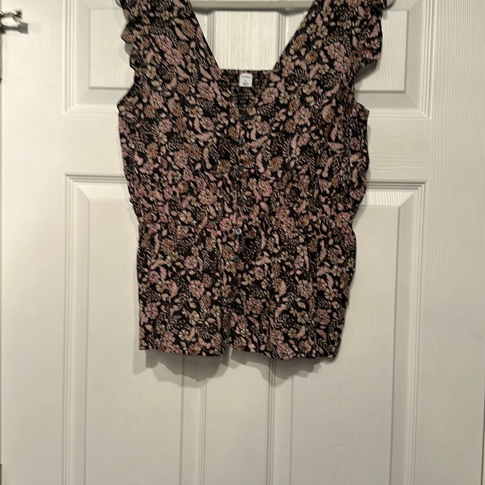 Old Navy Pink and Black Ruffled Cap Sleeve Blouse